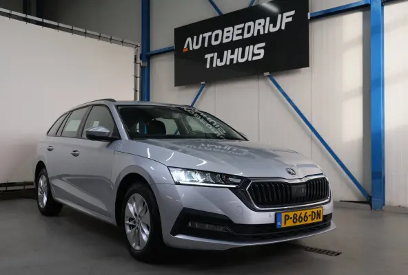 1.5 e-TSI Business Edition Automaat - Airco, Cruise, Navi, PDC, Carplay, Virtueel display, Trekhaak.