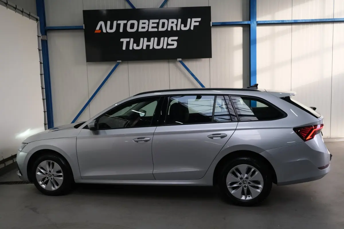 1.5 e-TSI Business Edition Automaat - Airco, Cruise, Navi, PDC, Carplay, Virtueel display, Trekhaak.