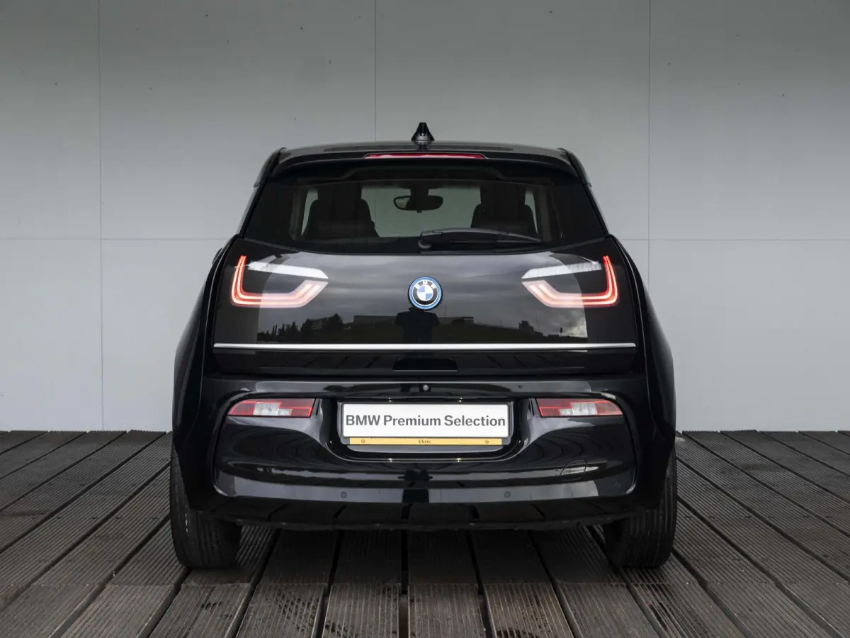 120ah | Executive Edition | Achteruitrijcamera | 20 inch | Cruise Control | Park Assistant | Comfort Pack
