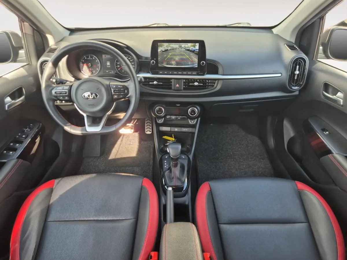 1.0 DPi GT-Line | Cruise Control | Climate Control | Camera | Navigatie | Lederen Bekleding | Stoelverwarming | Stuurverwarming |