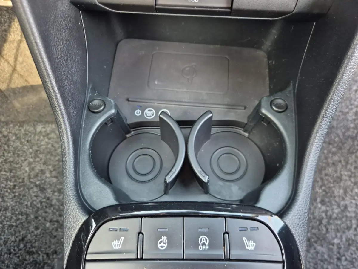 1.0 DPi GT-Line | Cruise Control | Climate Control | Camera | Navigatie | Lederen Bekleding | Stoelverwarming | Stuurverwarming |