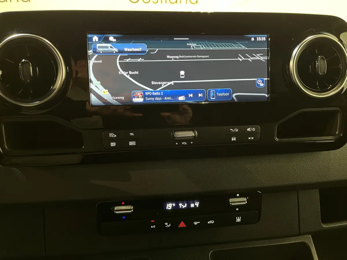 317 CDI L3 RWD Automaat / Euro 6 / LED / Airco / Adap. Cruise Control / Camera / Trekhaak / CarPlay / Navigatie / 3-Zits / 46.200 KM !!