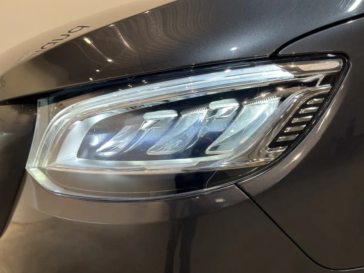 317 CDI L3 RWD Automaat / Euro 6 / LED / Airco / Adap. Cruise Control / Camera / Trekhaak / CarPlay / Navigatie / 3-Zits / 46.200 KM !!