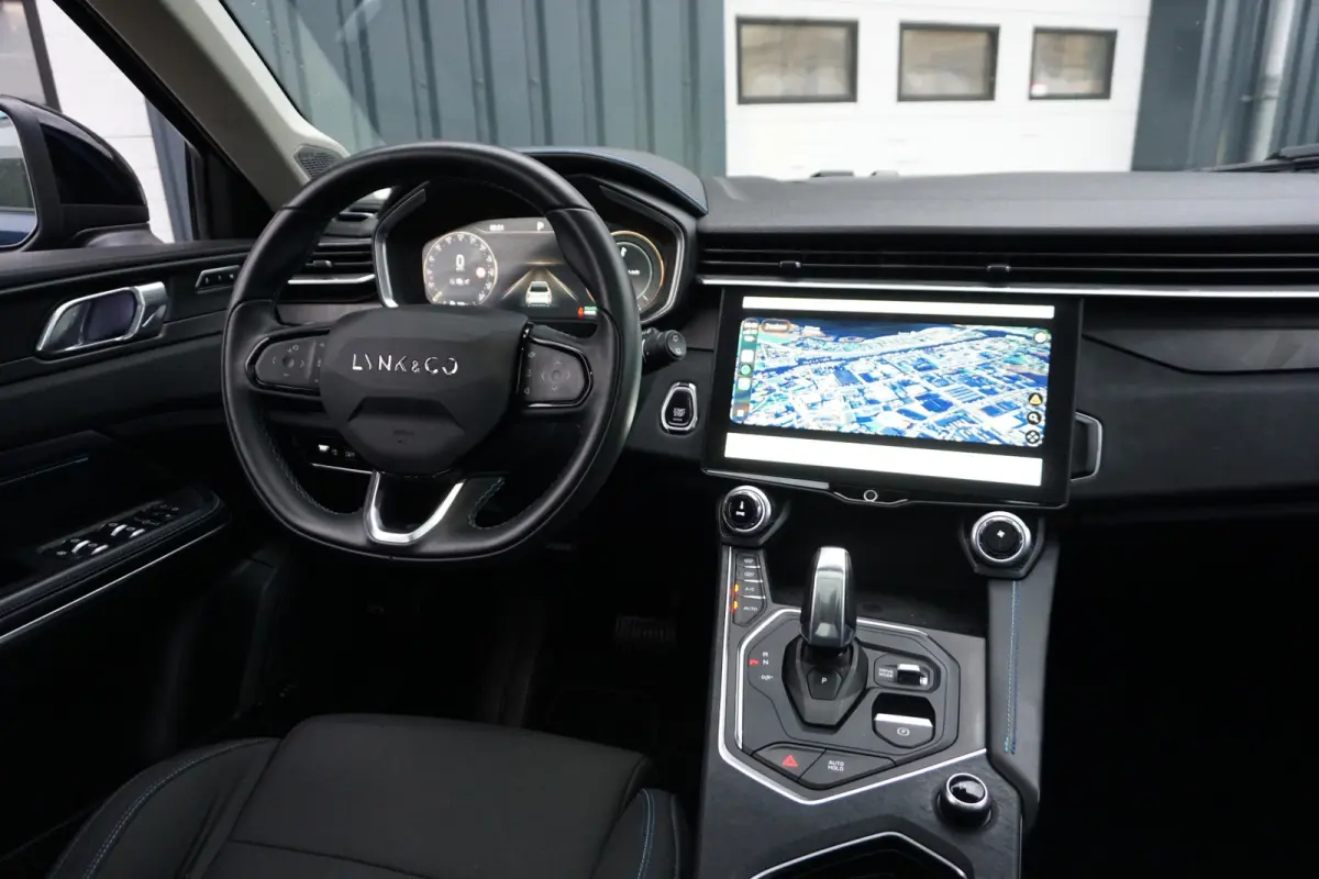 1.5 | TREKHAAK | PANO DAK | 360 CAMERA | CARPLAY |