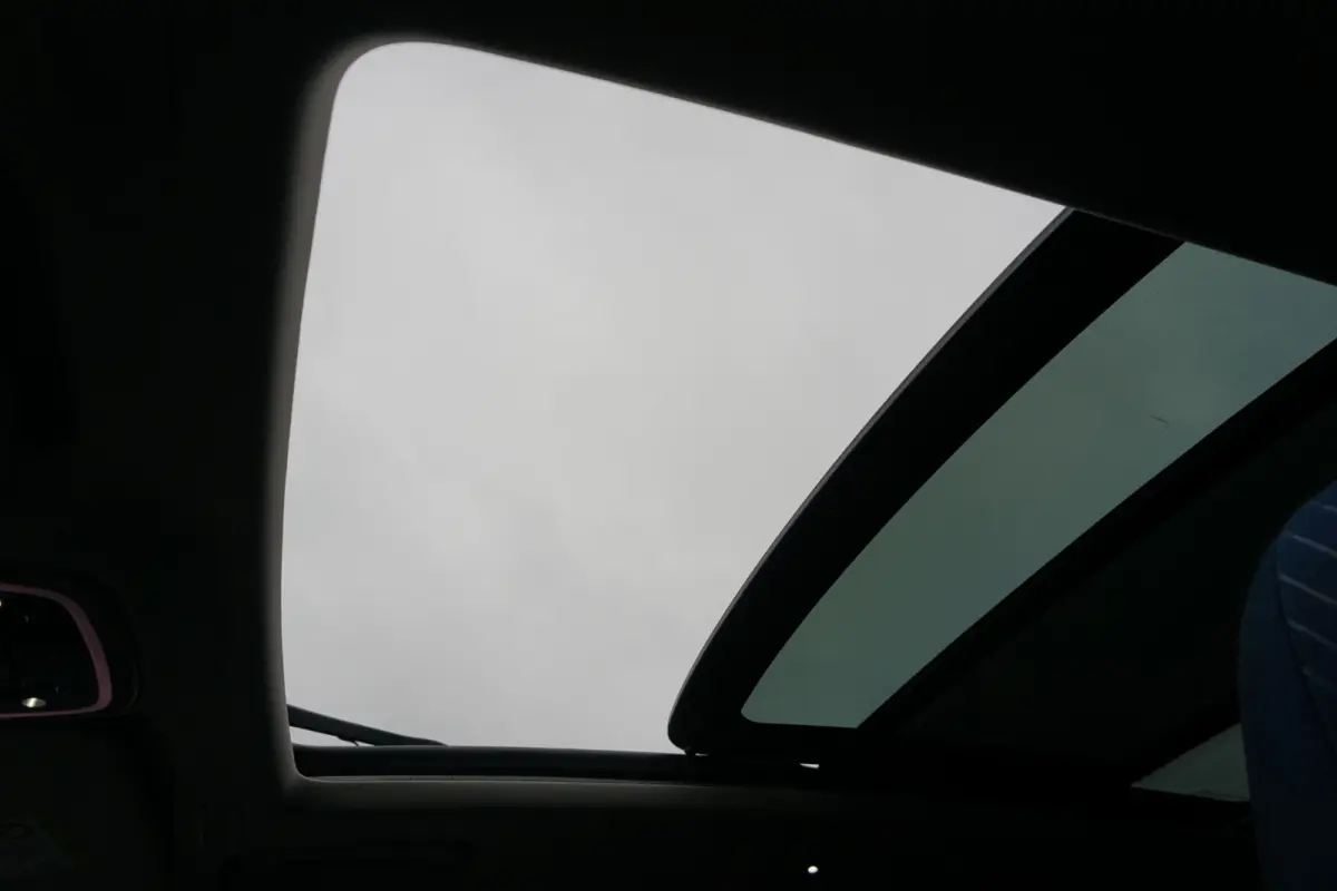 1.5 | TREKHAAK | PANO DAK | 360 CAMERA | CARPLAY |
