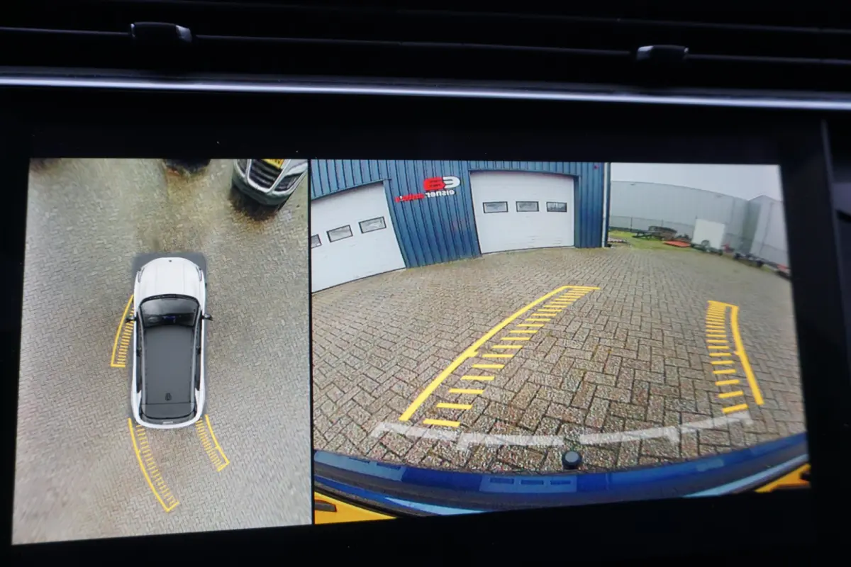 1.5 | TREKHAAK | PANO DAK | 360 CAMERA | CARPLAY |
