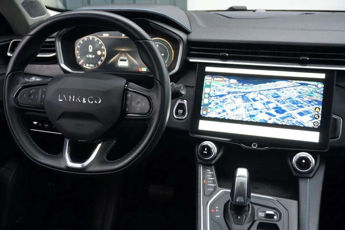 1.5 | TREKHAAK | PANO DAK | 360 CAMERA | CARPLAY |