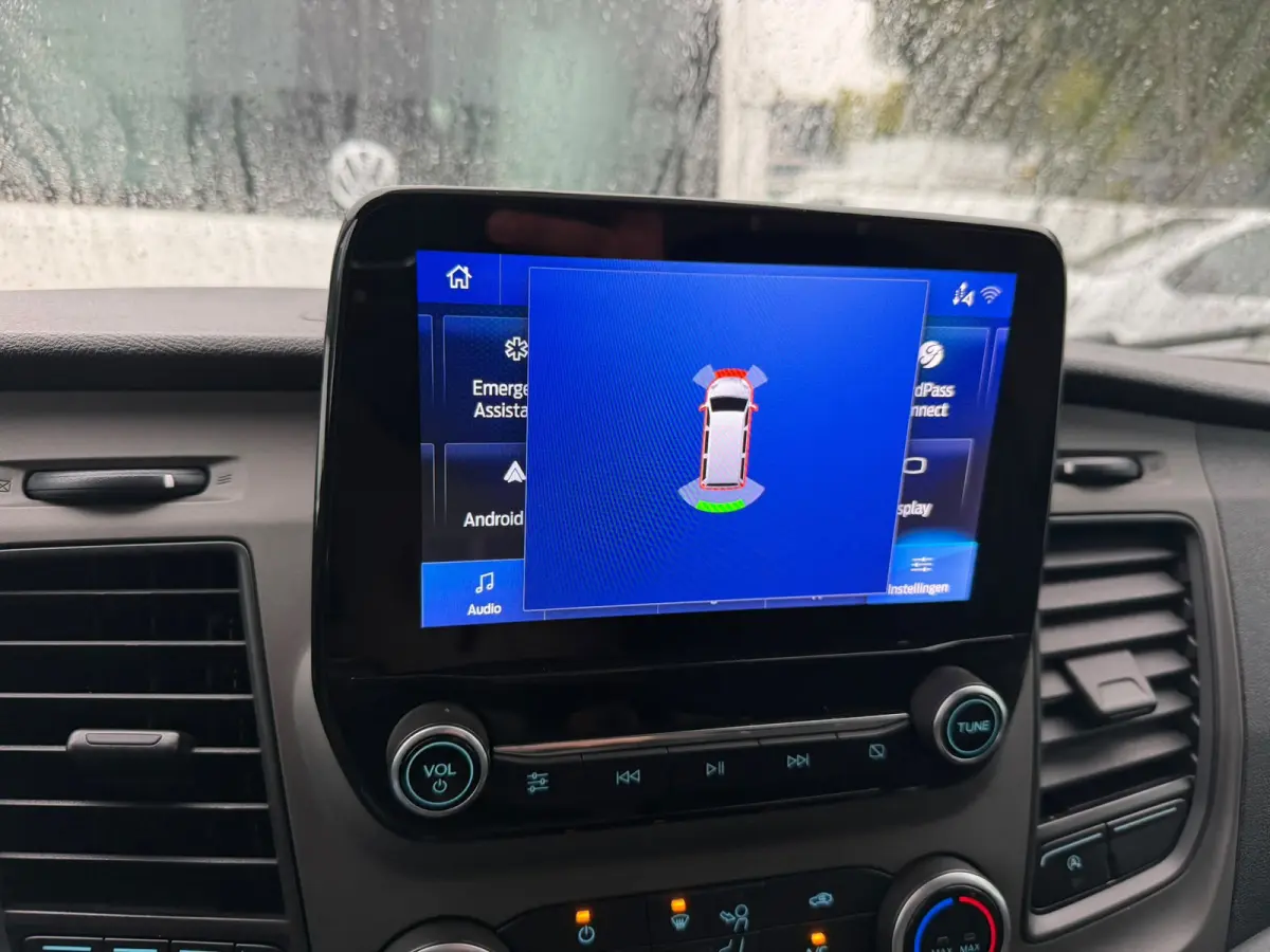 350 2.0 TDCI L3H3 Trend RWD / Trekhaak / Camera / Sync 3