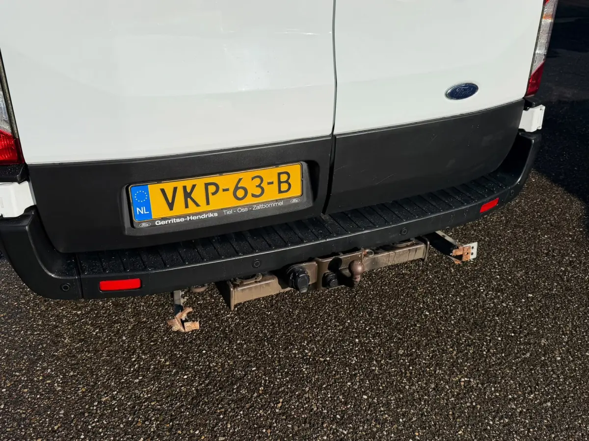 350 2.0 TDCI L3H3 Trend RWD / Trekhaak / Camera / Sync 3