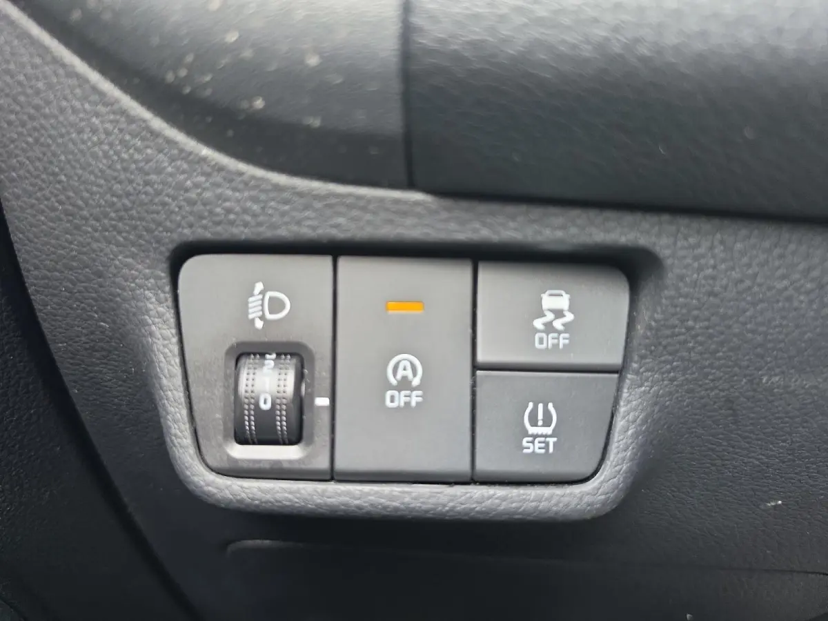 1.0 T-GDi MHEV ComfortLine | Navigatie | Cruise control | Parkeercamera  | LM-Velgen | Parkeersensoren voor + achter