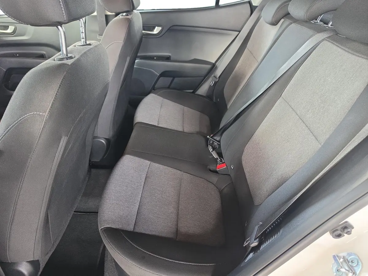 1.0 T-GDi MHEV ComfortLine | Navigatie | Cruise control | Parkeercamera  | LM-Velgen | Parkeersensoren voor + achter