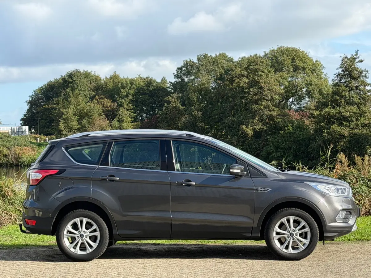 1.5 EcoBoost Titanium - Magnetic Grey - Winterpakket/Carplay/Adaptive cruise