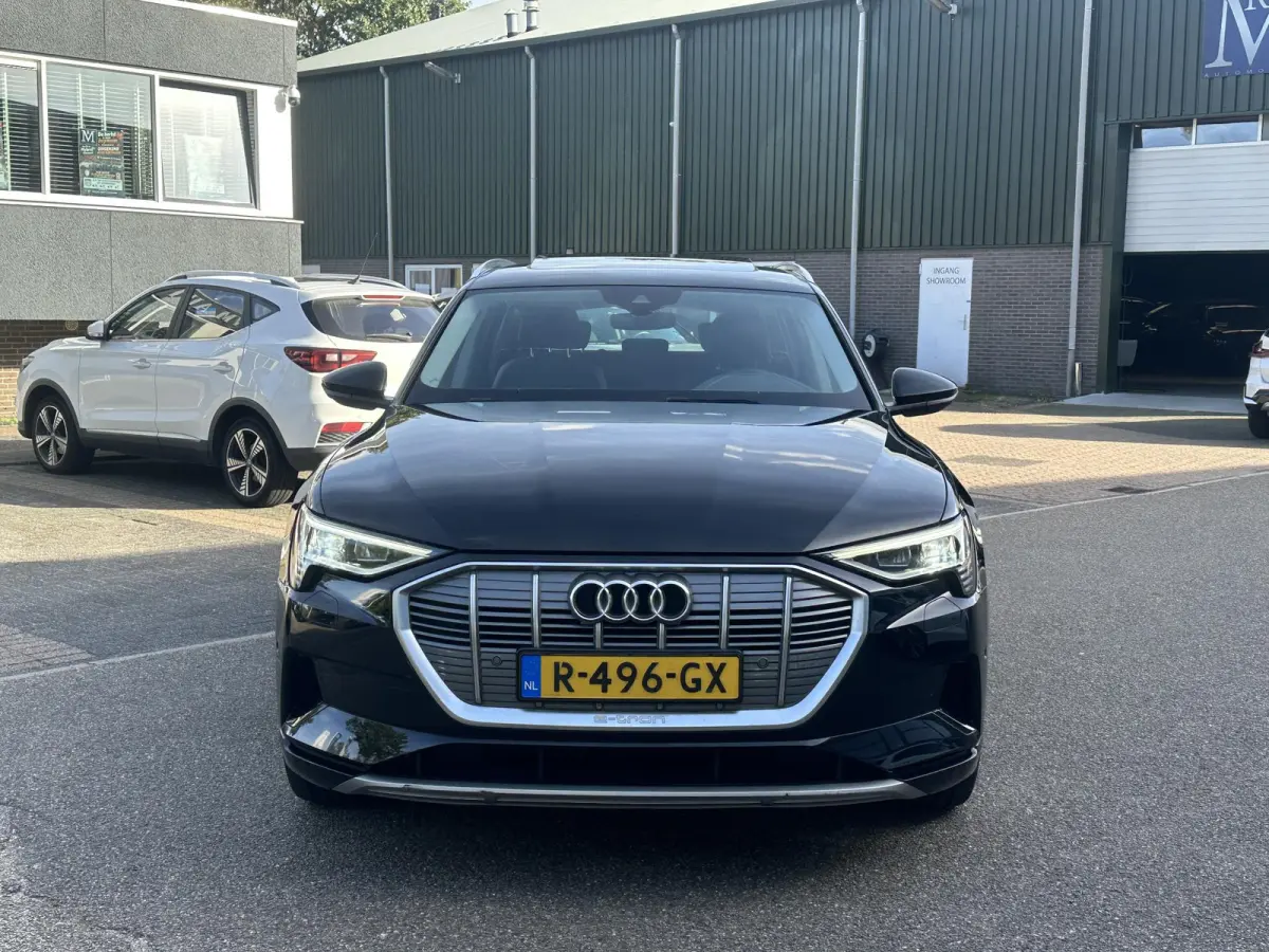 55 quattro Advanced edition Plus 95 kWh SOH 93% | MEM. STOEL | ELEK. STOELEN | ACHTERUITRIJ CAMERA | STOEL VERWARMING | 21'' WIELEN | RIJKLAAR MET 12 MND BOVAG GARANTIE | AFNM. TREKHAAK | PA