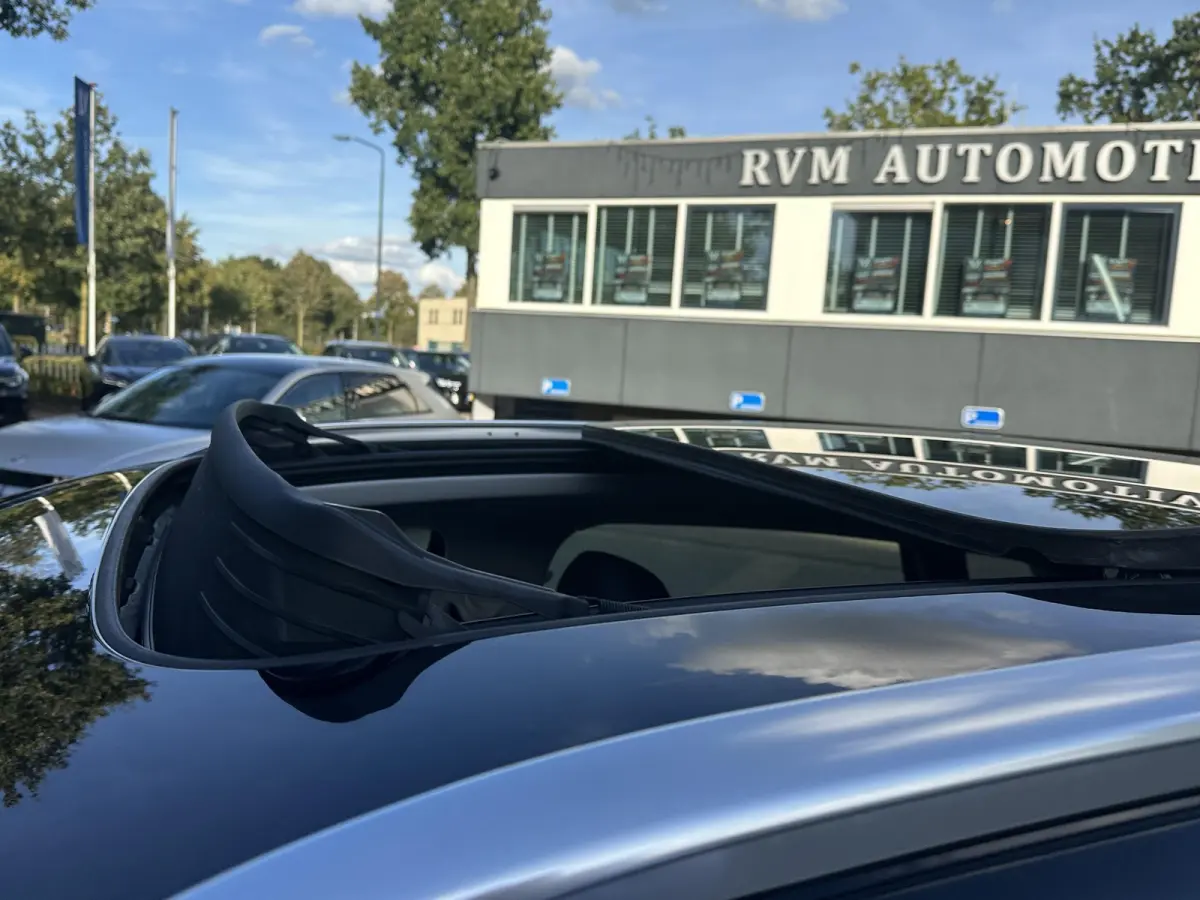 55 quattro Advanced edition Plus 95 kWh SOH 93% | MEM. STOEL | ELEK. STOELEN | ACHTERUITRIJ CAMERA | STOEL VERWARMING | 21'' WIELEN | RIJKLAAR MET 12 MND BOVAG GARANTIE | AFNM. TREKHAAK | PA