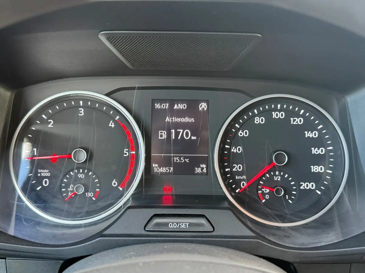 35 2.0 TDI 140PK L3H3 RWD / Trekhaak / Imperiaal / App connect / Camera / Laadruimte inrichting