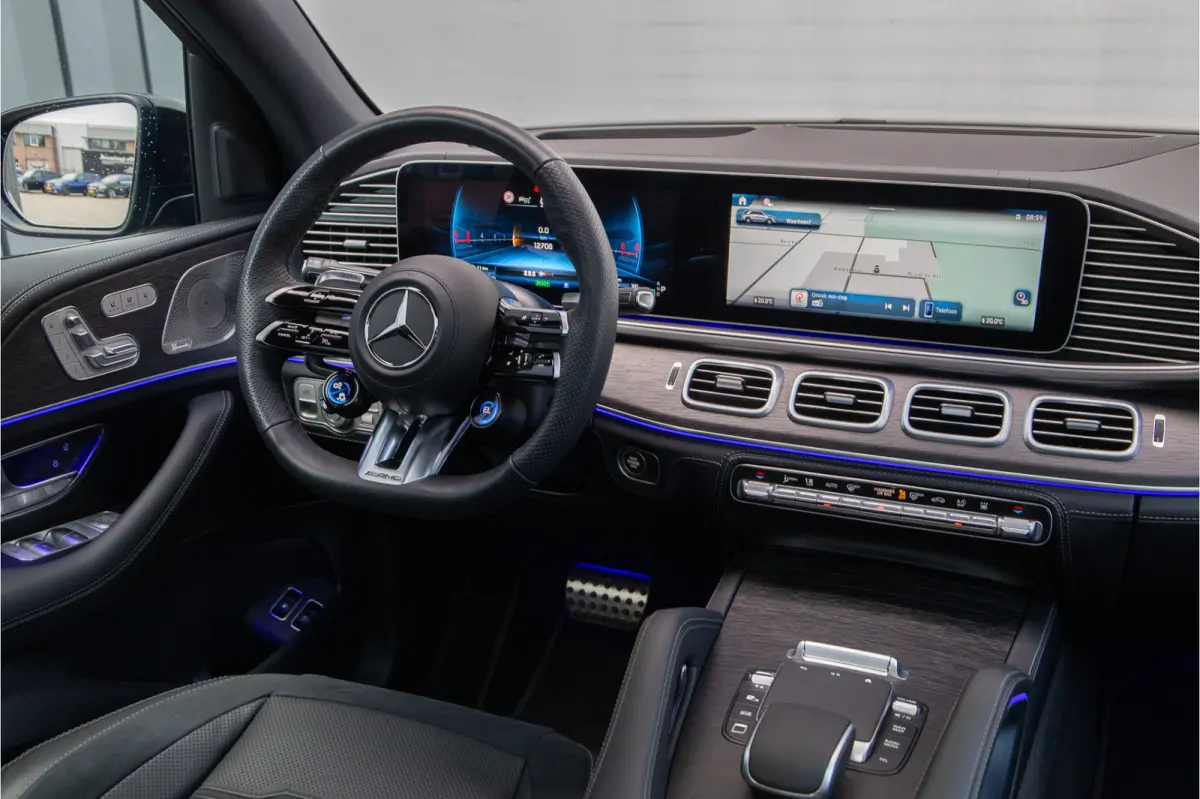 AMG 53 Hybrid 4MATIC+ Premium Plus, Distronic, Head-up, Nightpack 2026