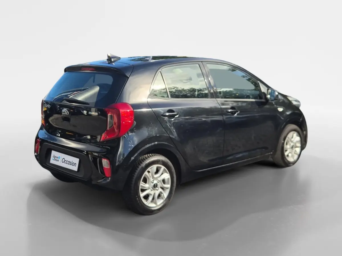 1.0 CVVT ComfortPlusLine Navigator | Camera | Navigatie | Bluetooth | LM Velgen |