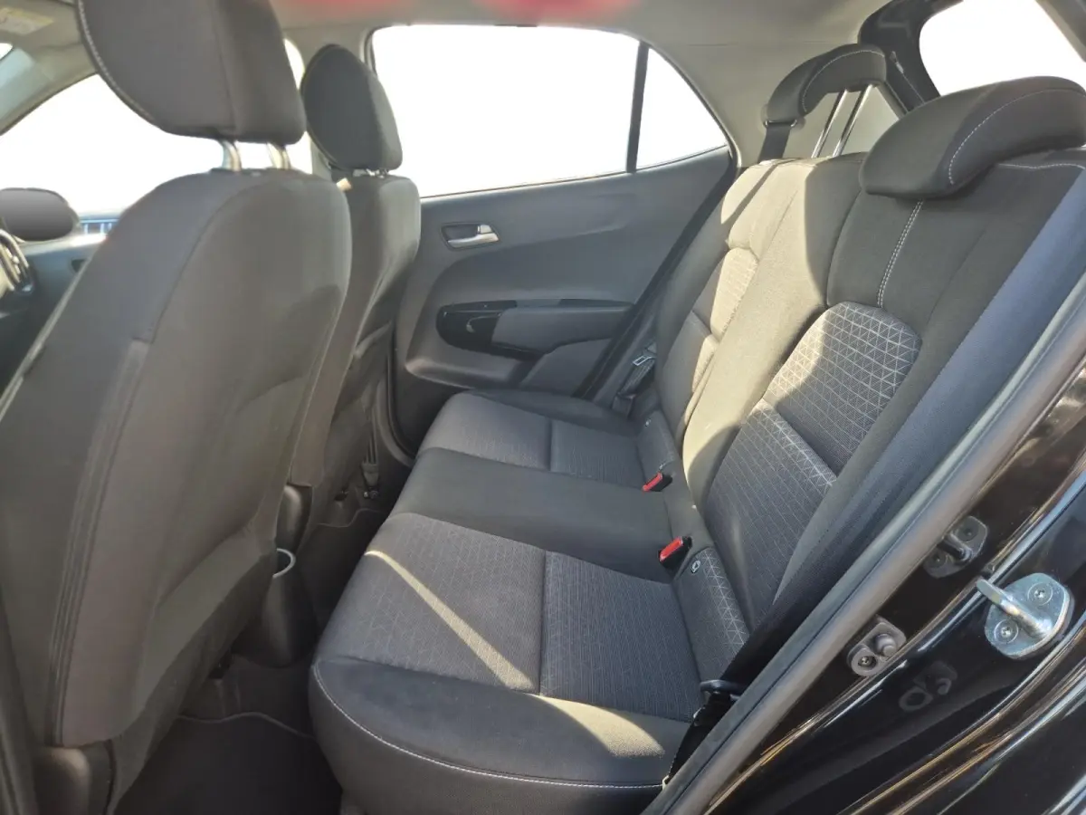 1.0 CVVT ComfortPlusLine Navigator | Camera | Navigatie | Bluetooth | LM Velgen |