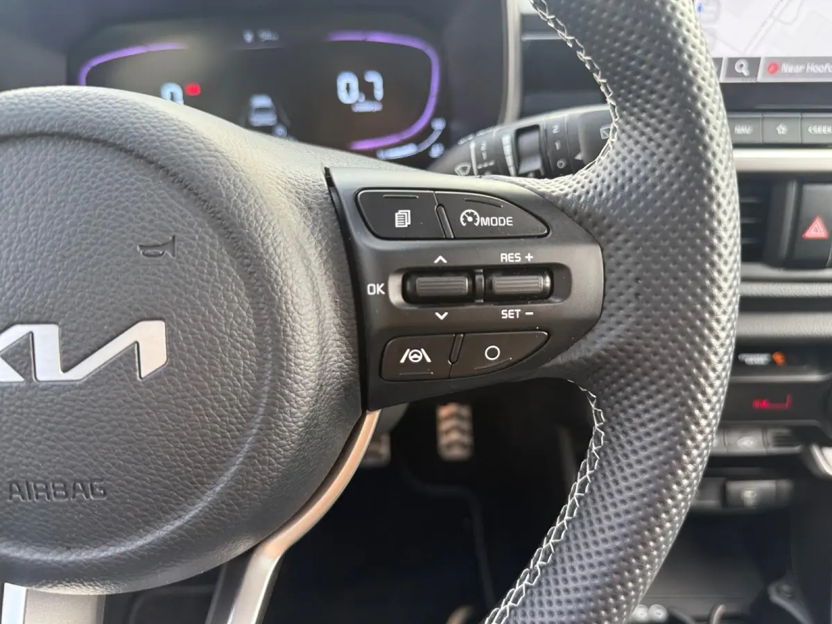 1.0 DPI GT-Line | Cruise Control | Climate Control | Camera | Navigatie | Stoelverwarming | Stuurverwarming | Open Dak |