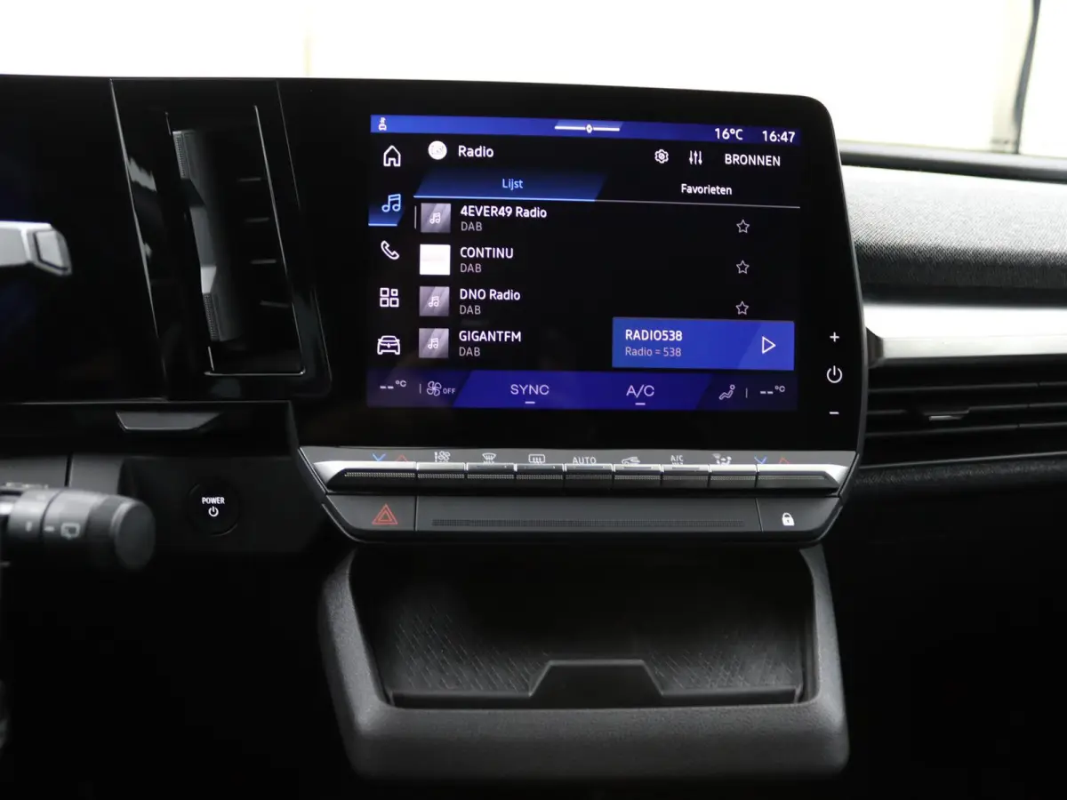 evolution 170 pk comfort range | Apple Carplay/Android Auto | achteruitrijcamera |