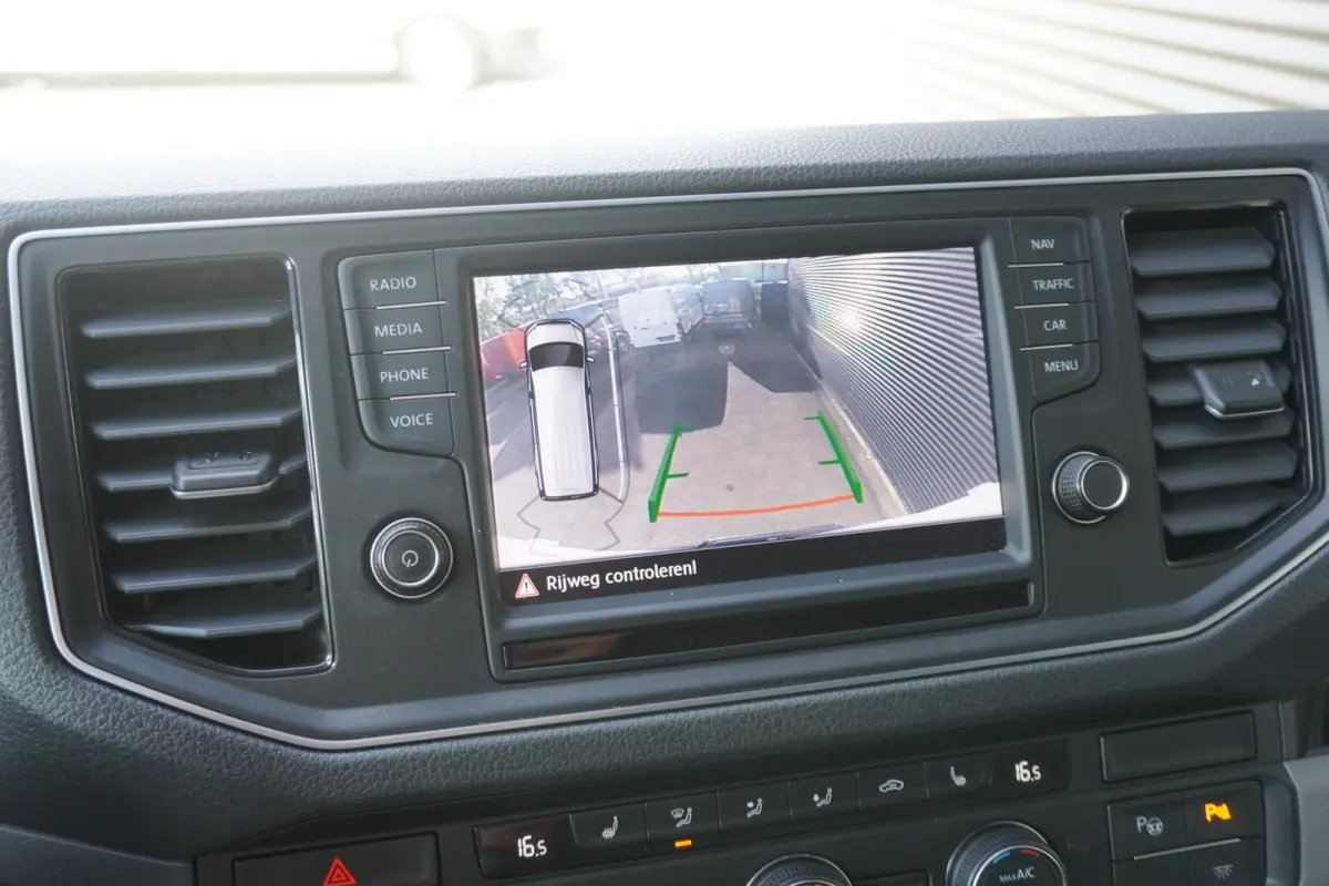 180pk Automaat L4H3/L3H2 LED Navigatie Camera Parkeersensoren Stuur + stoelverwarming