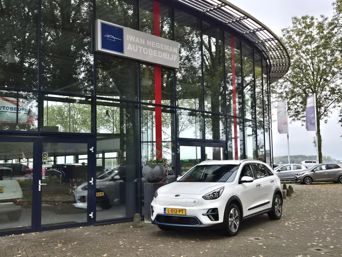 ComfortLine 64 kWh | Trekhaak | Navigatie | PDC + Camera | Climate control | Apple Carplay/Android Auto |