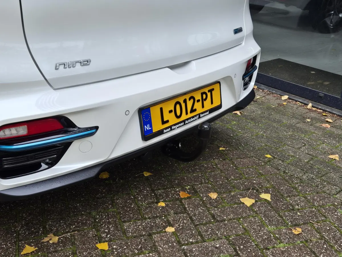 ComfortLine 64 kWh | SOH 98,6% | Trekhaak | Navigatie | PDC + Camera | Climate control | Apple Carplay/Android Auto |