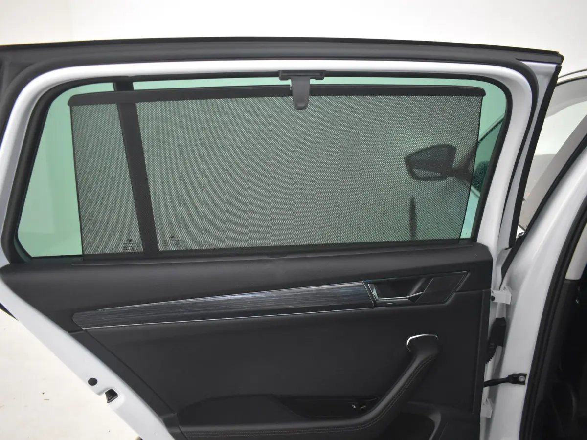 1.4 TSI iV Business Edition Plus | Panorama-dak | SOH 95% | 360gr Camera | Elektr. Trekhaak | Cruise control adaptief | Keyless | Stoel/stuurverwarming | Dodehoek detectie | Navigatie | Appl