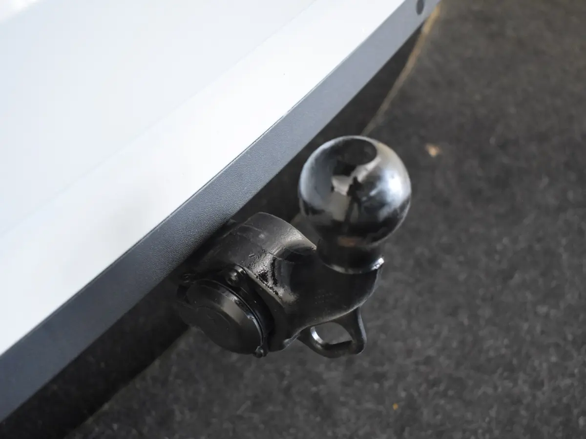 1.4 TSI iV Business Edition Plus | Panorama-dak | SOH 95% | 360gr Camera | Elektr. Trekhaak | Cruise control adaptief | Keyless | Stoel/stuurverwarming | Dodehoek detectie | Navigatie | Appl