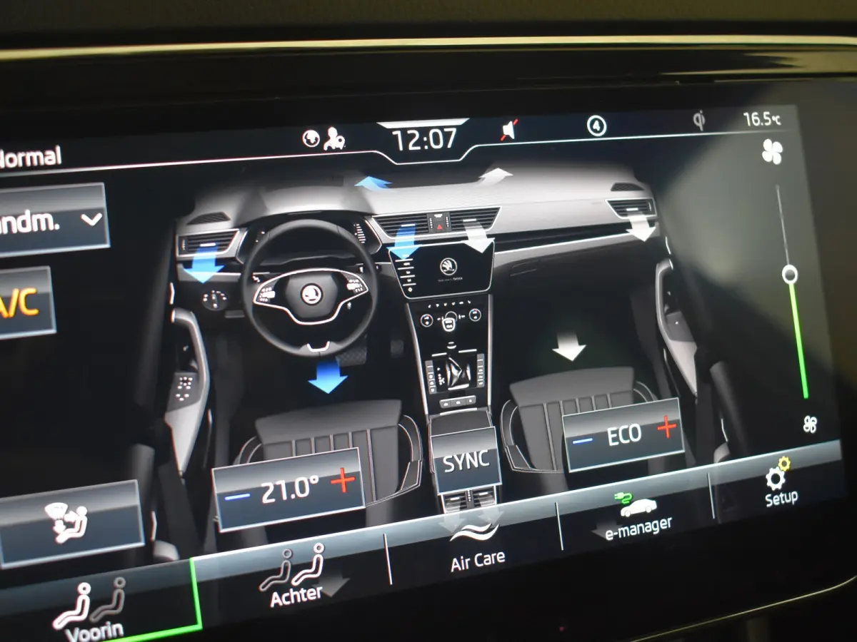 1.4 TSI iV Business Edition Plus | Panorama-dak | SOH 95% | 360gr Camera | Elektr. Trekhaak | Cruise control adaptief | Keyless | Stoel/stuurverwarming | Dodehoek detectie | Navigatie | Appl