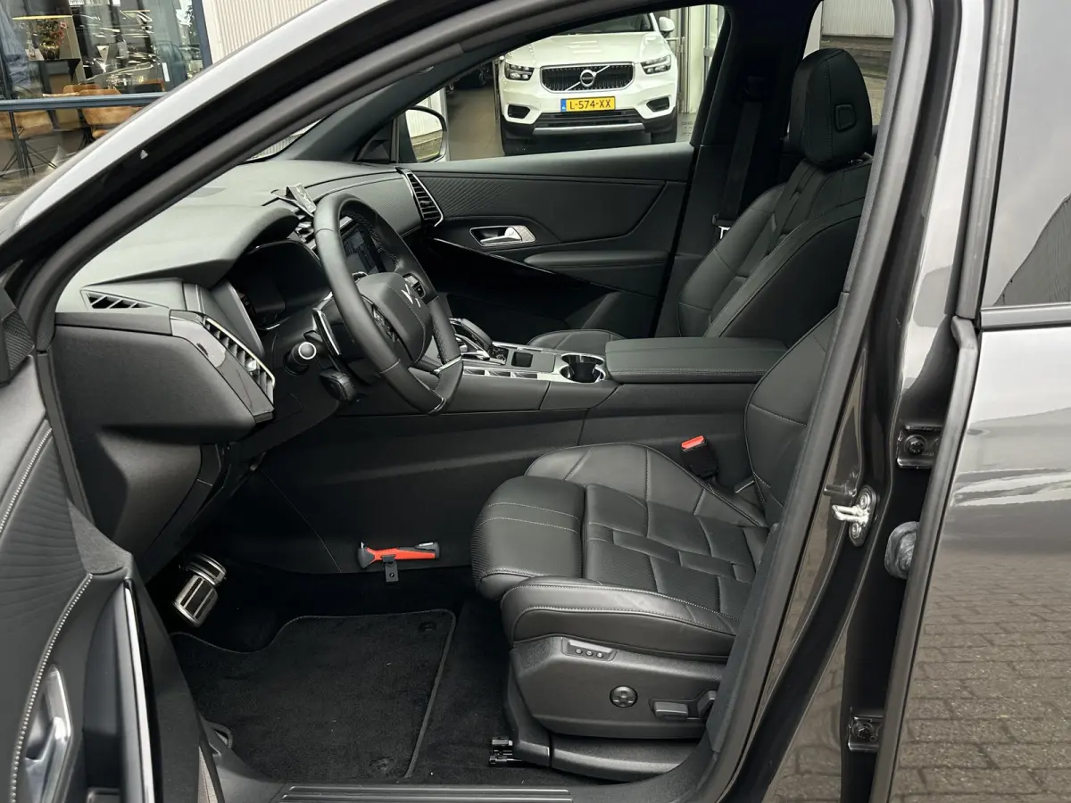 1.6 PHEV 300 4x4 Etoile 301pk | 360° Camera/Nachtzicht/Carplay/Pano/Adapt.Cruise+Stop&Go Systeem/Full Navi