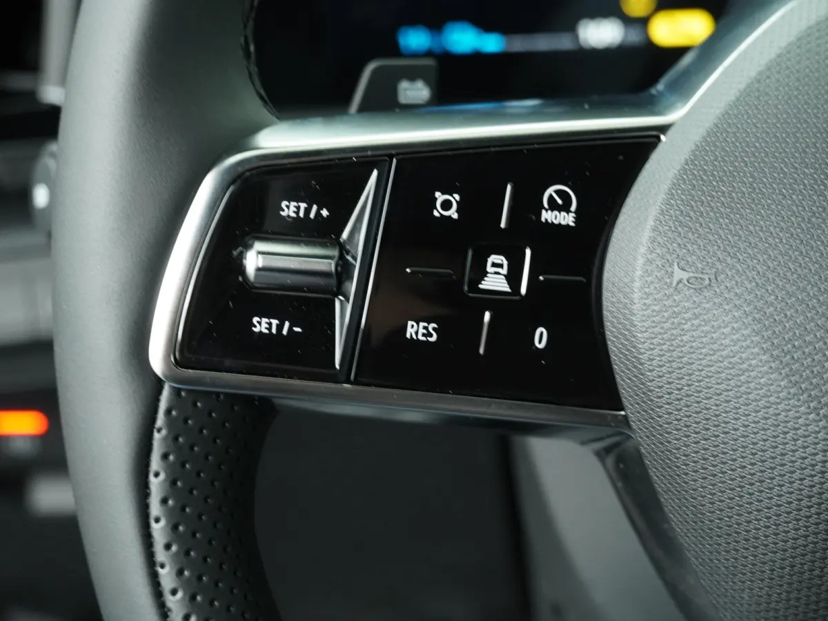 Intense+ 87 kWh | 22 Kw lader | Adaptive Cruise Control | Elektrische kofferbak | 360° zicht camera | Google Built-In | Trekhaak