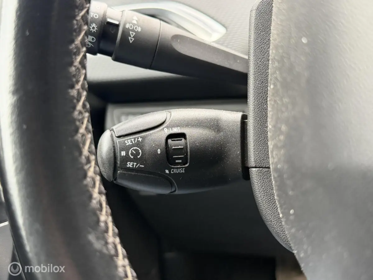 1.2 PureTech Allure CRUISE CONTROLE|CLIMA|AIRCO