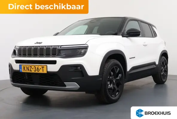 Black Edition 1.2 MHEV | 10,25 inch digitaal configureerbaar instrumentenpaneel | 10,25" Infotainment met draadloos Apple Carplay en Android Auto | Achterbank in delen neerklapbaar (40/60)