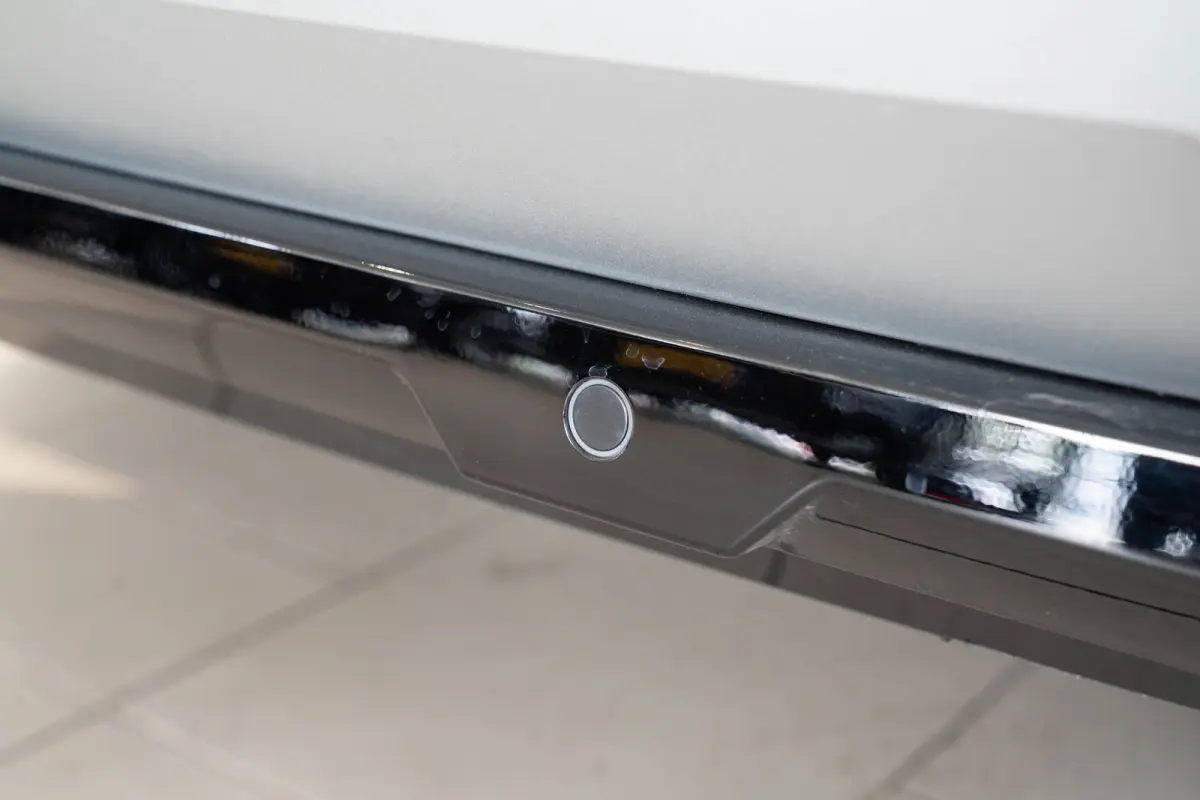 1.2 e-Hybrid First Edition | Tot 8 Jaar Garantie | Schuif-Kanteldak | Lederen bekleding | Focal Sound | Stoel & Stuurwielverwarming |