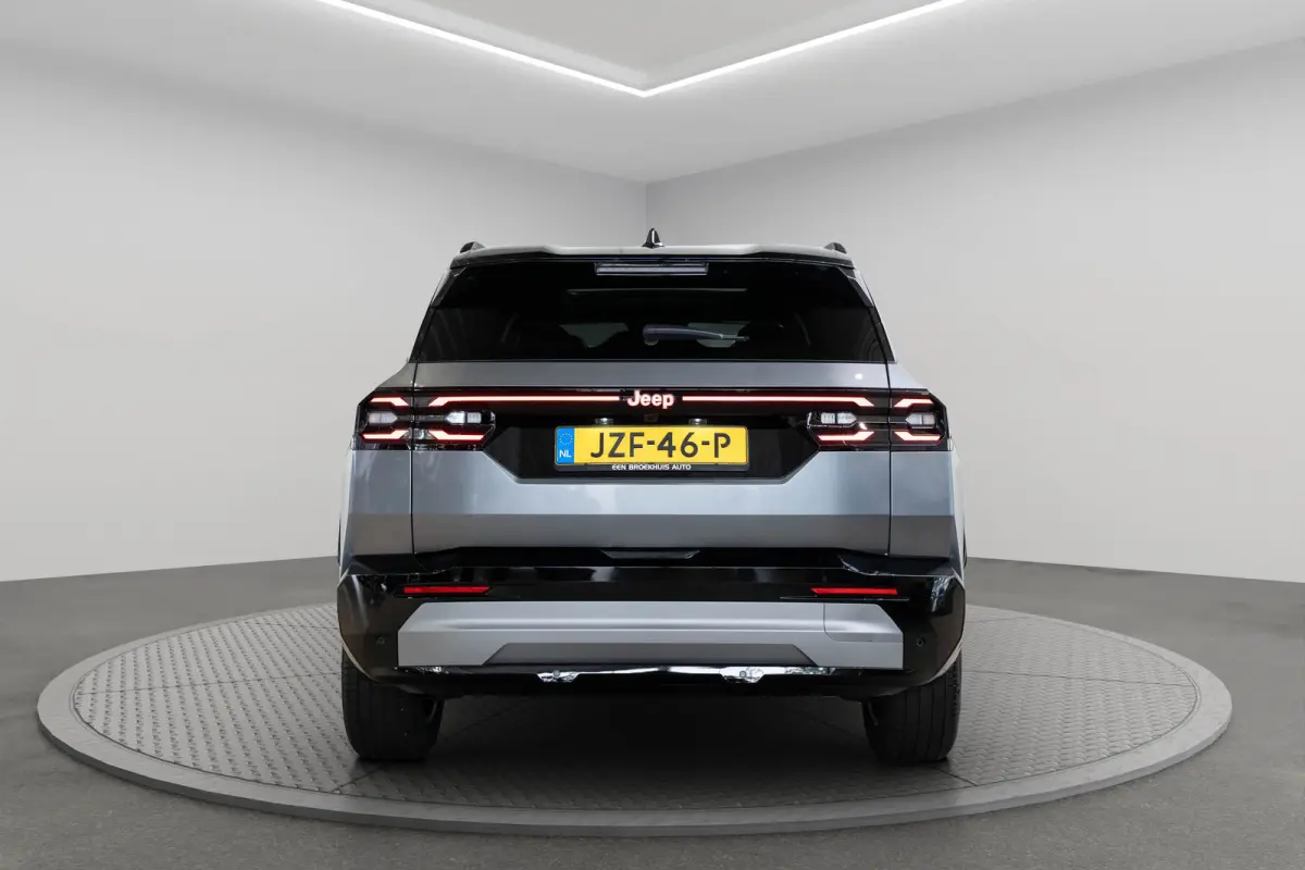1.2 e-Hybrid First Edition | Tot 8 Jaar Garantie | Schuif-Kanteldak | Lederen bekleding | Focal Sound | Stoel & Stuurwielverwarming |
