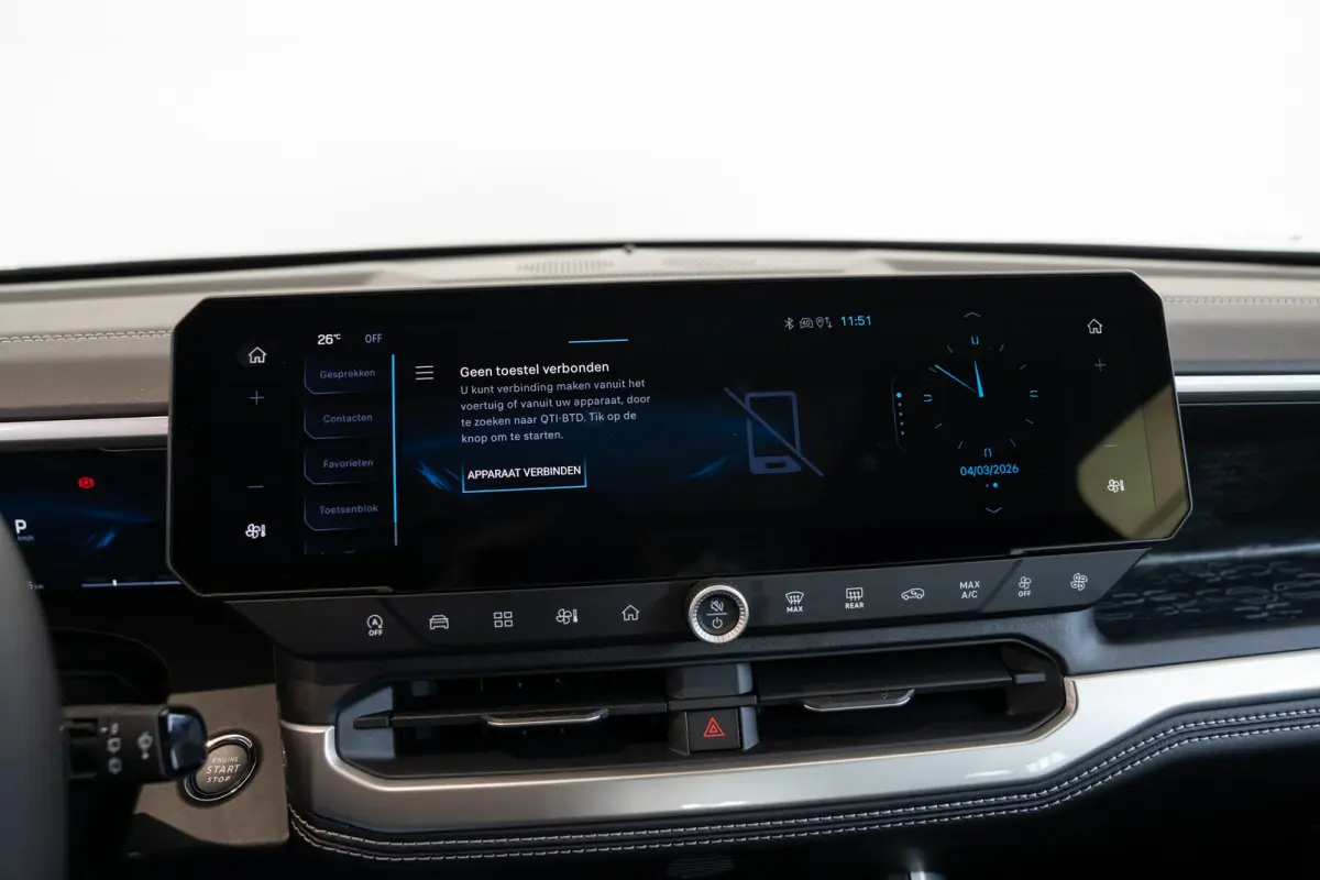 1.2 e-Hybrid First Edition | Tot 8 Jaar Garantie | Schuif-Kanteldak | Lederen bekleding | Focal Sound | Stoel & Stuurwielverwarming |