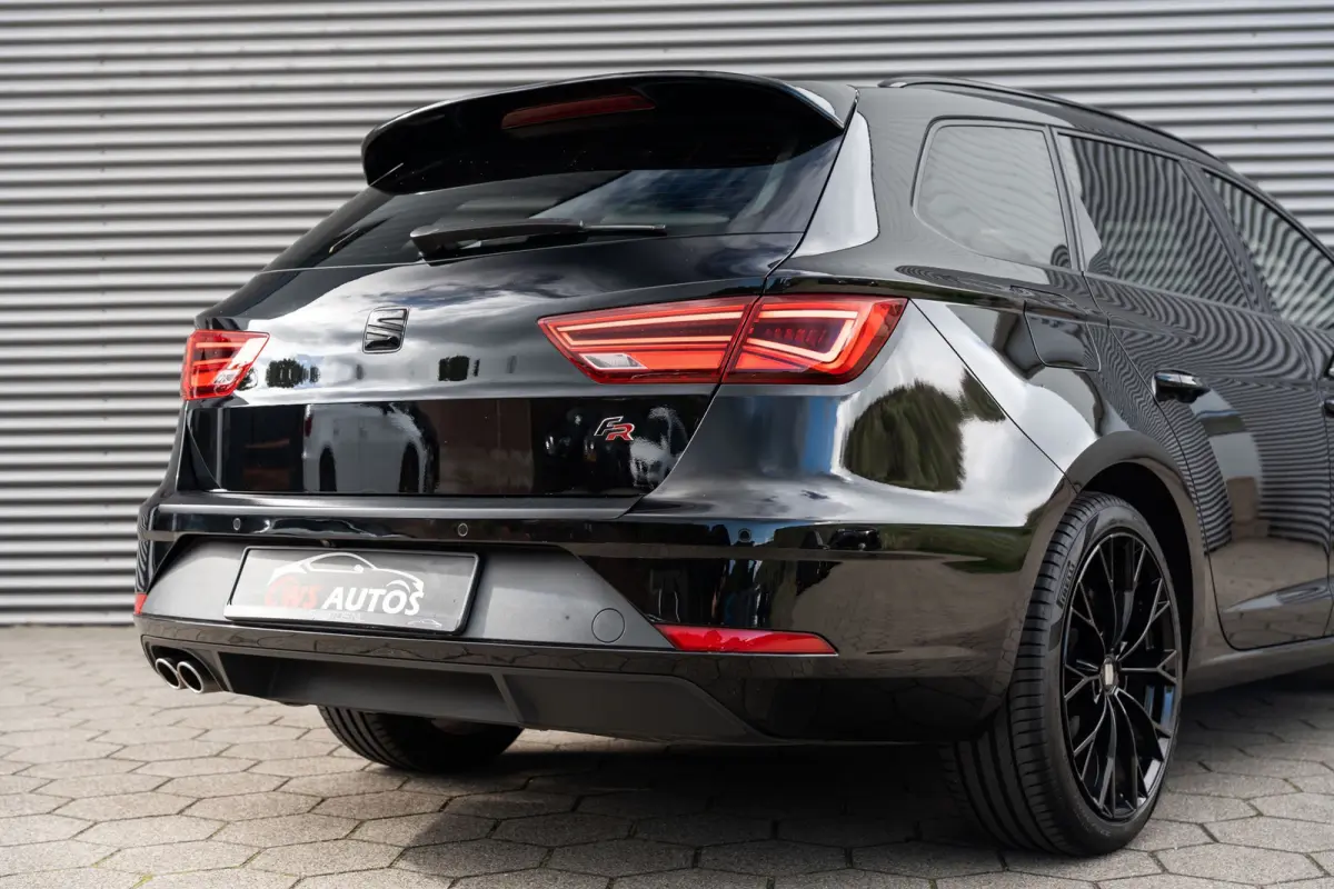 1.5 TSI FR Ultimate Edition Black VIRTUAL*ACC*PANO*KEYLESS*BEATS*LANE