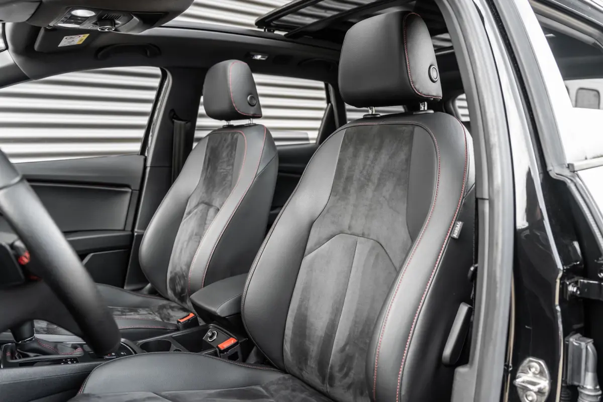 1.5 TSI FR Ultimate Edition Black VIRTUAL*ACC*PANO*KEYLESS*BEATS*LANE