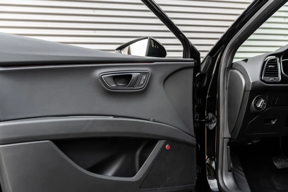 1.5 TSI FR Ultimate Edition Black VIRTUAL*ACC*PANO*KEYLESS*BEATS*LANE