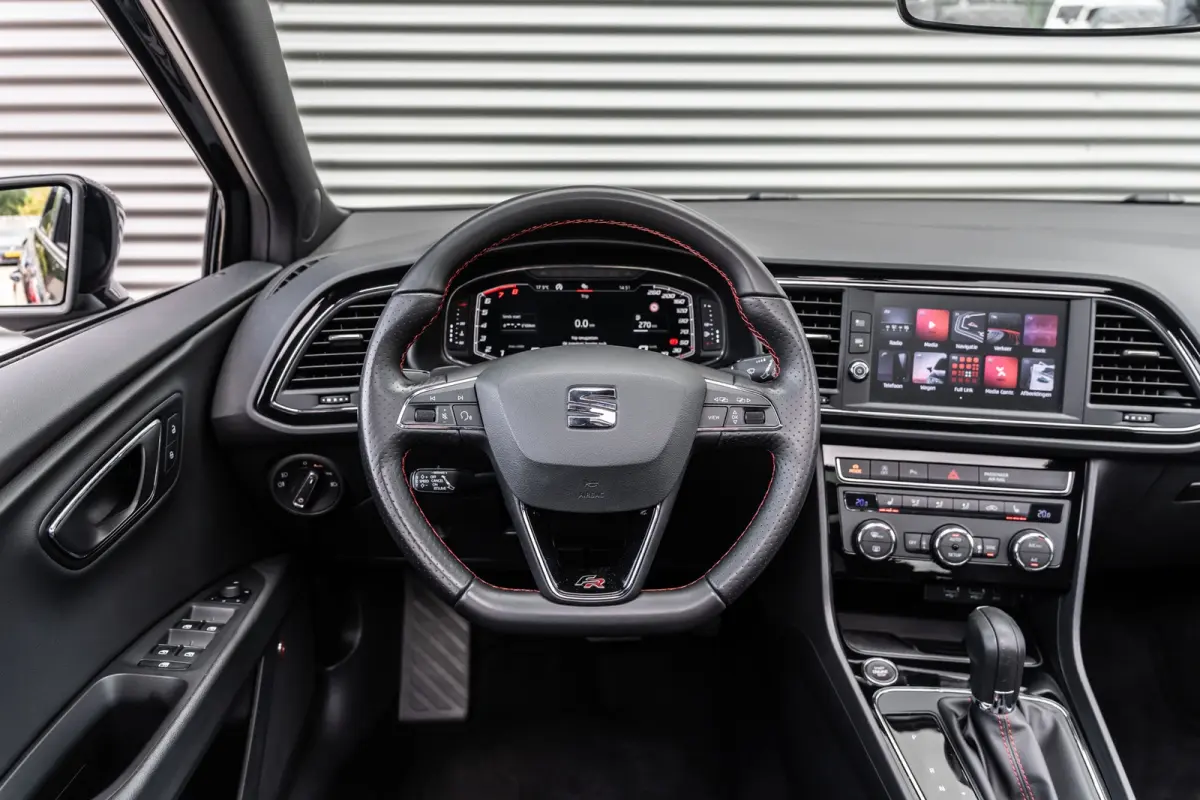 1.5 TSI FR Ultimate Edition Black VIRTUAL*ACC*PANO*KEYLESS*BEATS*LANE