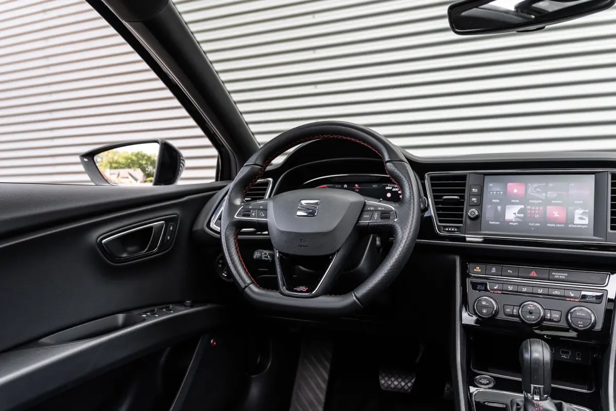 1.5 TSI FR Ultimate Edition Black VIRTUAL*ACC*PANO*KEYLESS*BEATS*LANE