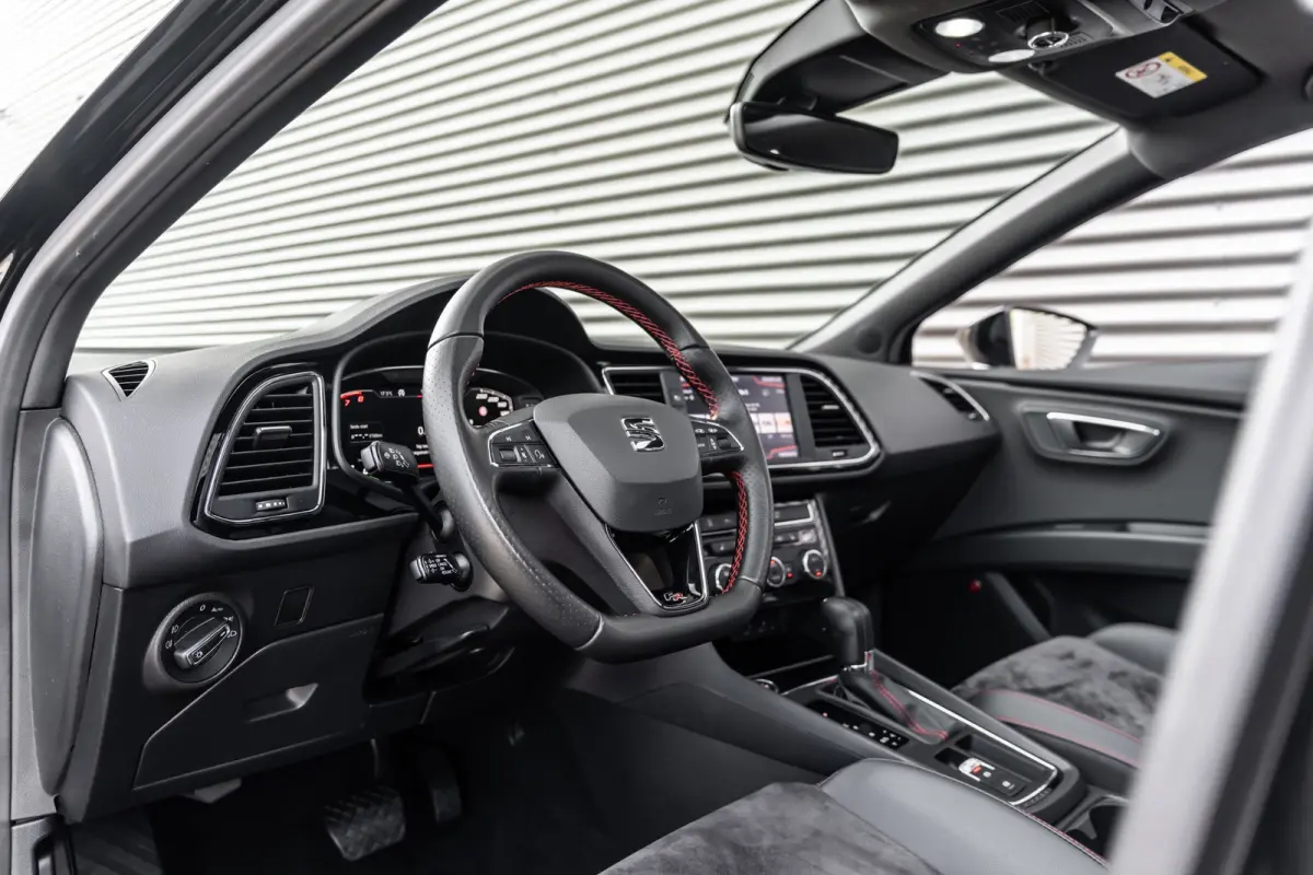 1.5 TSI FR Ultimate Edition Black VIRTUAL*ACC*PANO*KEYLESS*BEATS*LANE