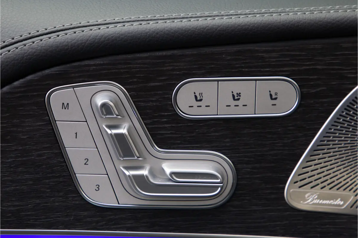 AMG 53 Hybrid 4MATIC+ Premium Plus, Massage, Distronic, Head-up, Nightpack 2026