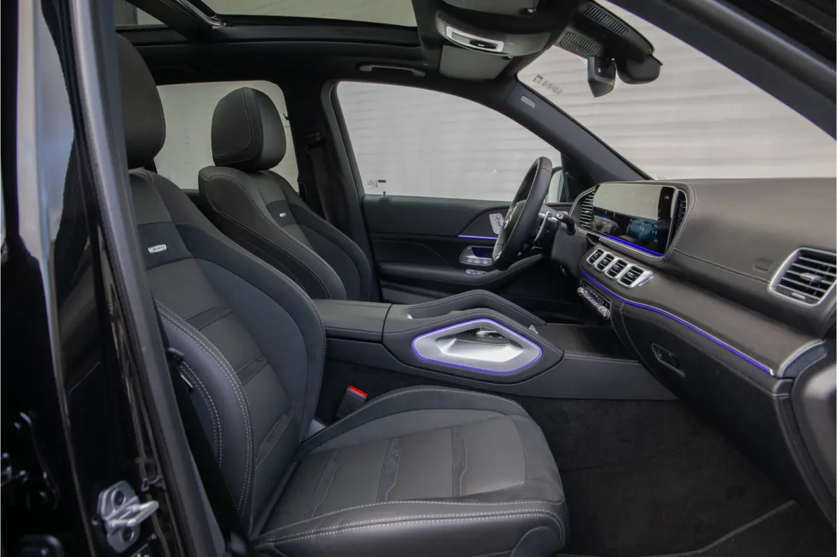 AMG 53 Hybrid 4MATIC+ Premium Plus, Massage, Distronic, Head-up, Nightpack 2026