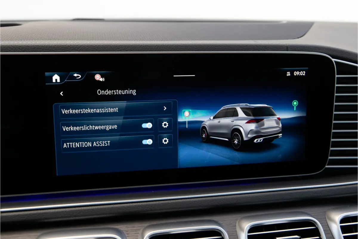 AMG 53 Hybrid 4MATIC+ Premium Plus, Massage, Distronic, Head-up, Nightpack 2026