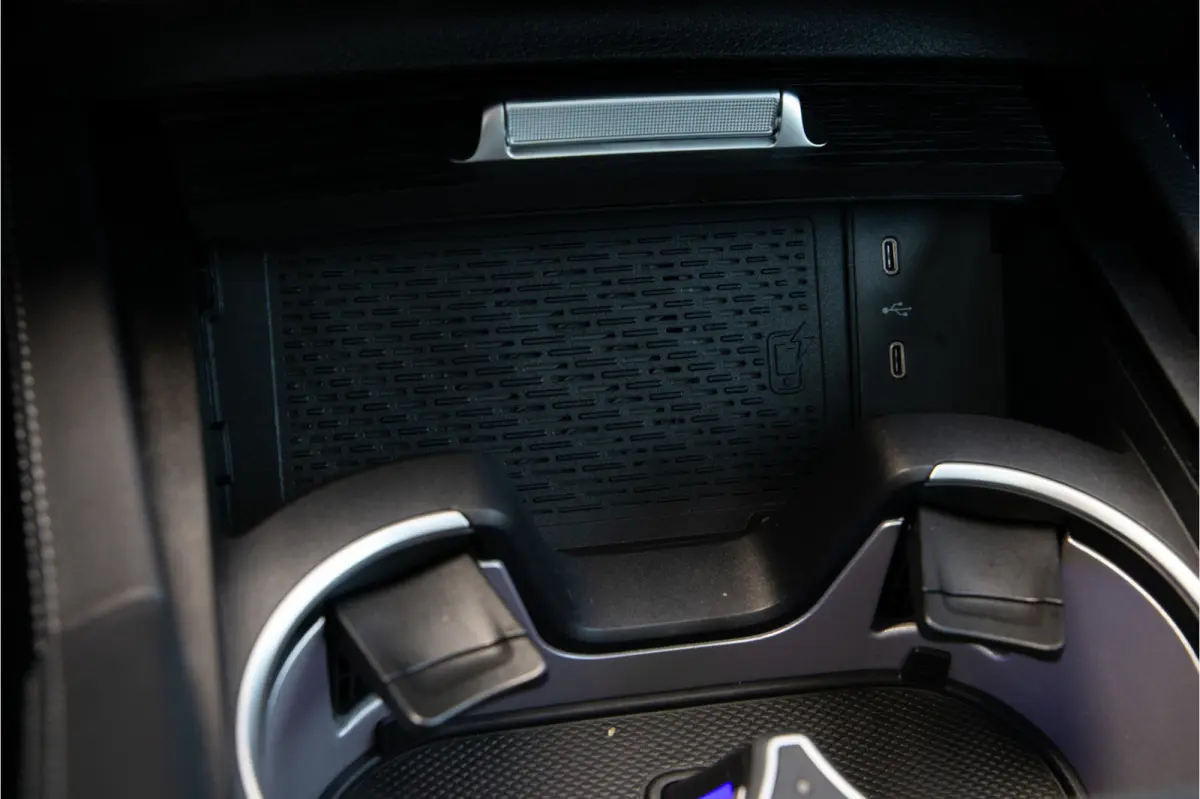 AMG 53 Hybrid 4MATIC+ Premium Plus, Massage, Distronic, Head-up, Nightpack 2026