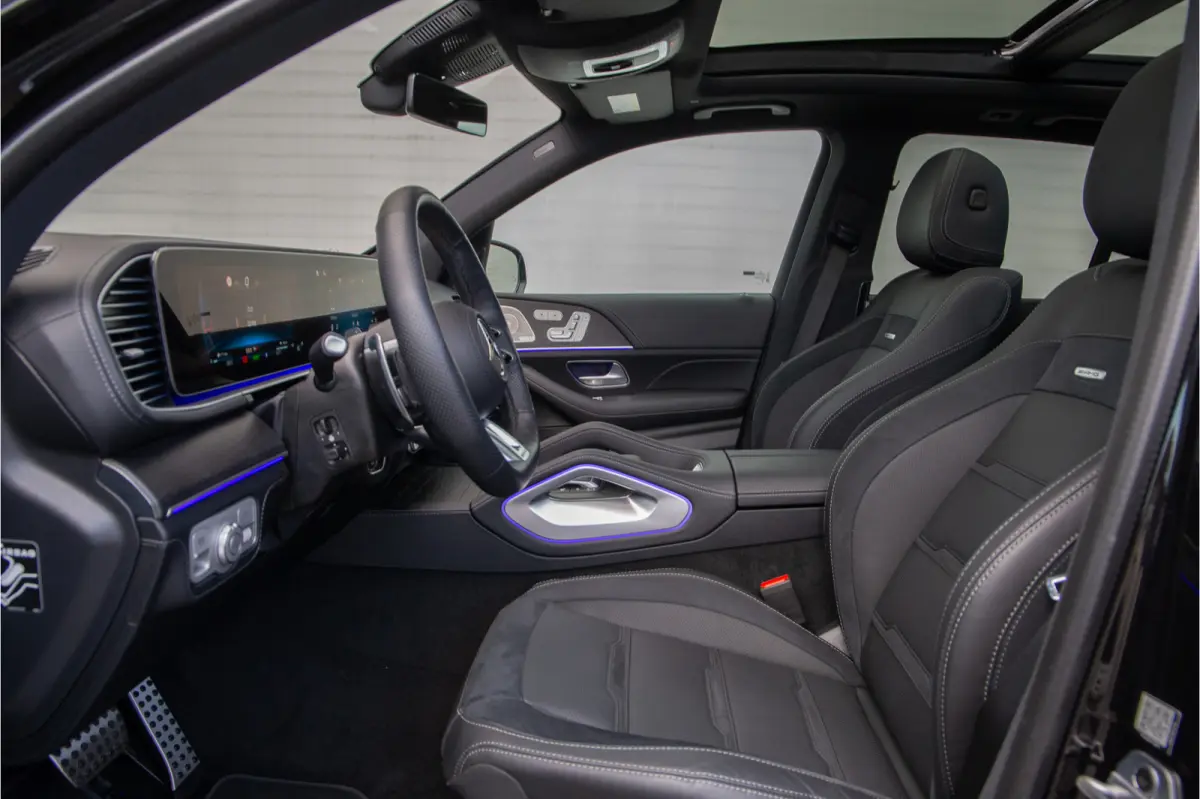 AMG 53 Hybrid 4MATIC+ Premium Plus, Massage, Distronic, Head-up, Nightpack 2026