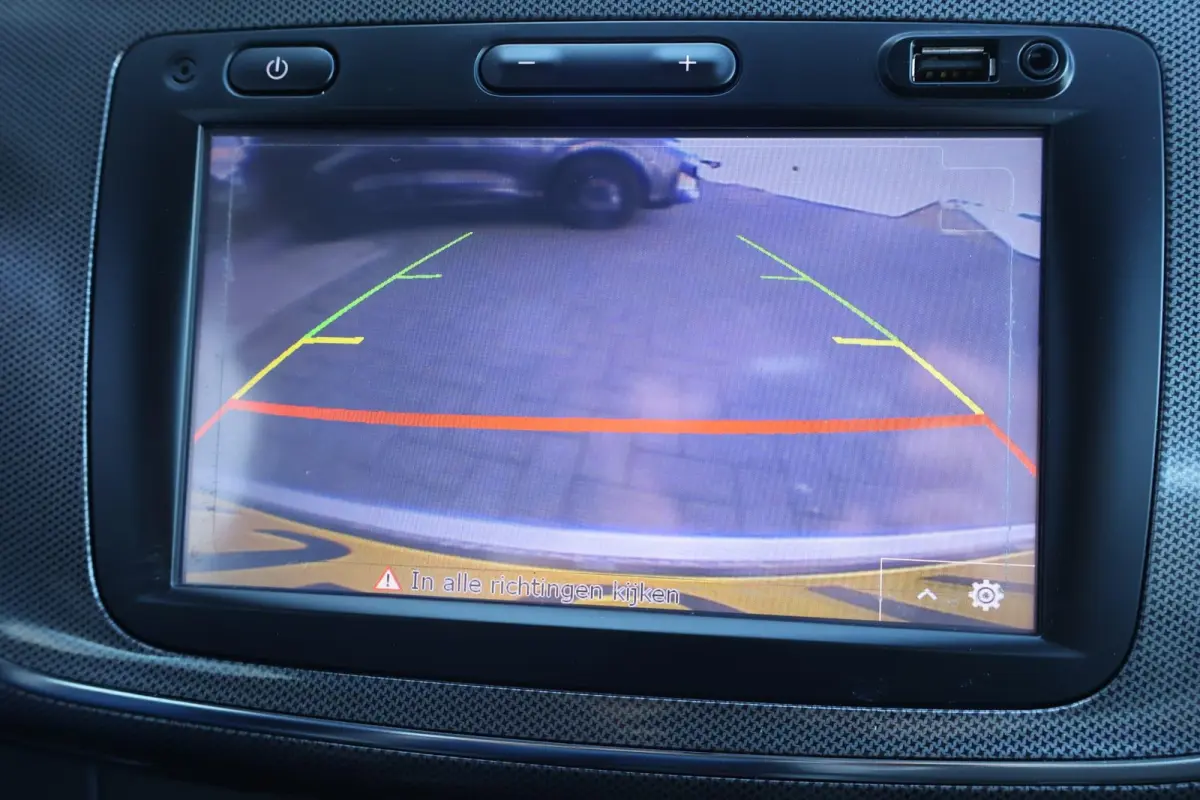 0.9 TCe SL | Cruise Control | Camera | Navigatie | Airco | Unieke KM stand |