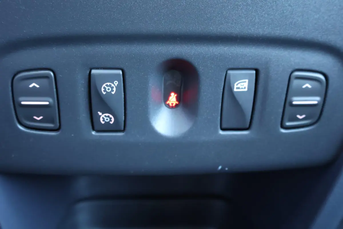 0.9 TCe SL | Cruise Control | Camera | Navigatie | Airco | Unieke KM stand |